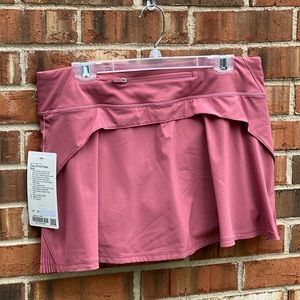 NWT lululemon play off the pleats skirt